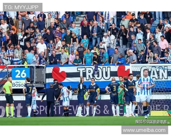 巴塞罗那与巴黎圣日耳曼精彩重播回顾赛场瞬间与战术分析