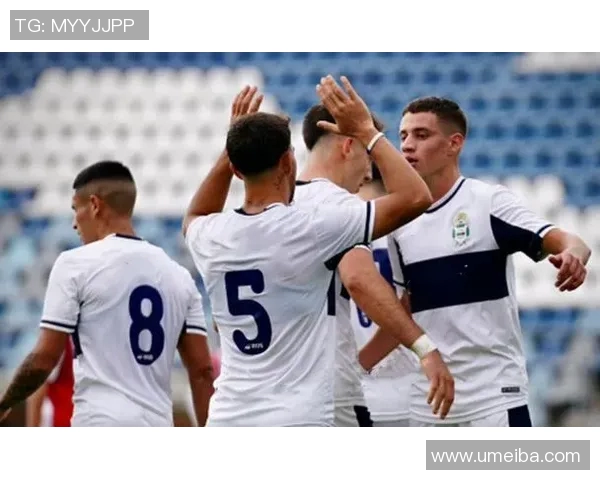 飓风队与阿根廷青年队的精彩对决展现足球魅力与激情的巅峰时刻